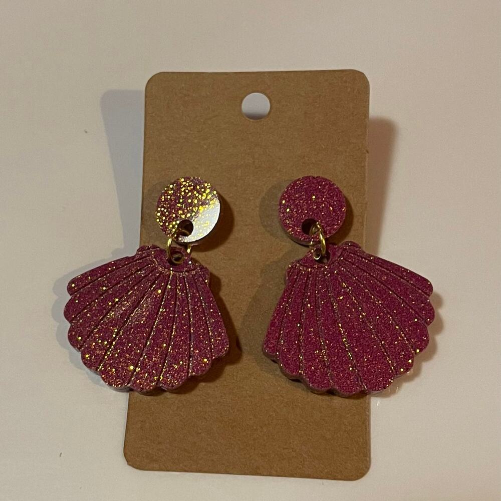 Handmade epoxy resin seashell earrings-dark rose pink glitter w/ rosegold flecks
